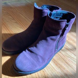 Ecco leather zipper boots